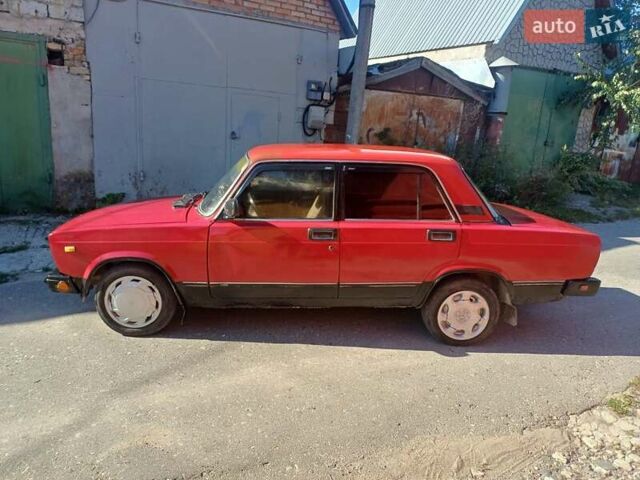 Красный ВАЗ 2105, объемом двигателя 0 л и пробегом 200 тыс. км за 449 $, фото 7 на Automoto.ua