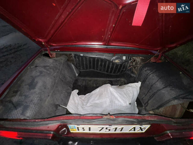 ВАЗ 2105 1983 в Решетиловке на Automoto.ua Красный ВАЗ 2105, объемом двигателя 1.3 л и пробегом 95 тыс. км за 700 $, фото 9 на Automoto.ua