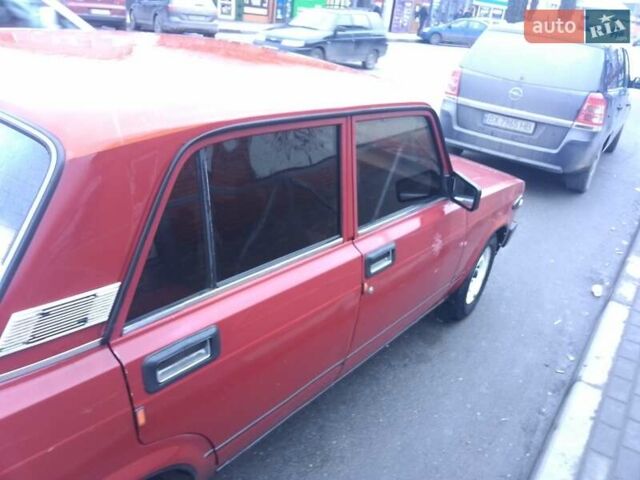 Красный ВАЗ 2105, объемом двигателя 0 л и пробегом 222 тыс. км за 650 $, фото 2 на Automoto.ua