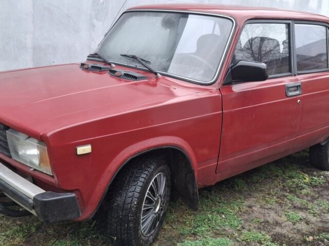Красный ВАЗ 2105, объемом двигателя 1.2 л и пробегом 400 тыс. км за 715 $, фото 5 на Automoto.ua