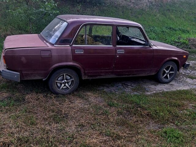 Червоний ВАЗ 2105, об'ємом двигуна 1.5 л та пробігом 185 тис. км за 410 $, фото 4 на Automoto.ua