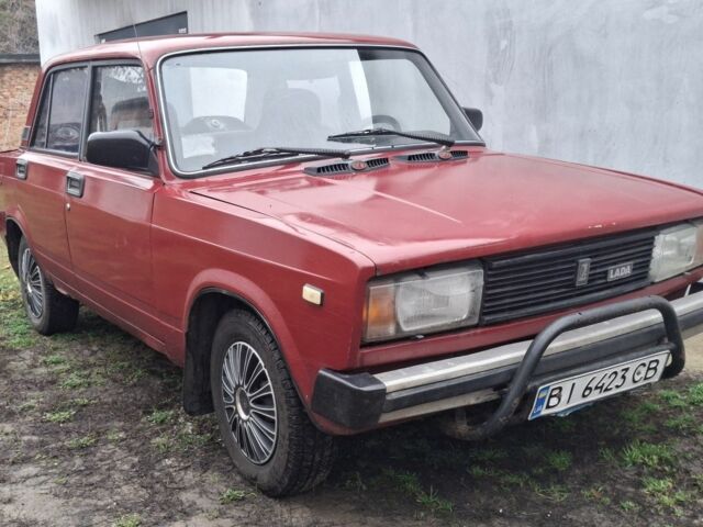 Красный ВАЗ 2105, объемом двигателя 1.2 л и пробегом 400 тыс. км за 715 $, фото 1 на Automoto.ua