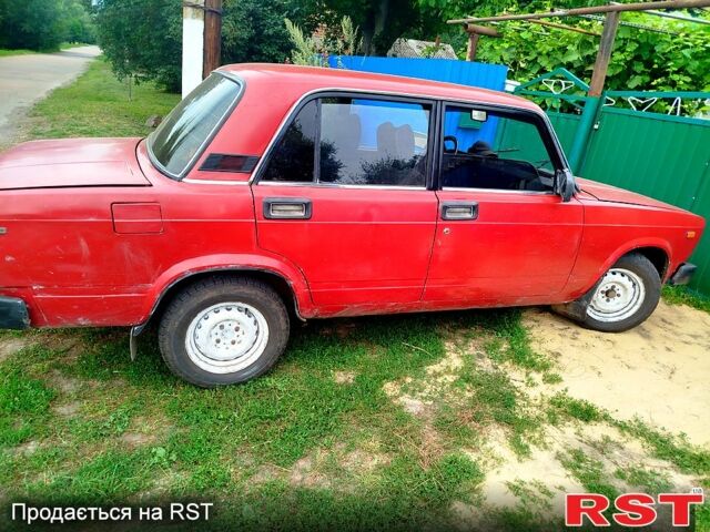 Красный ВАЗ 2105, объемом двигателя 1.3 л и пробегом 0 тыс. км за 480 $, фото 2 на Automoto.ua