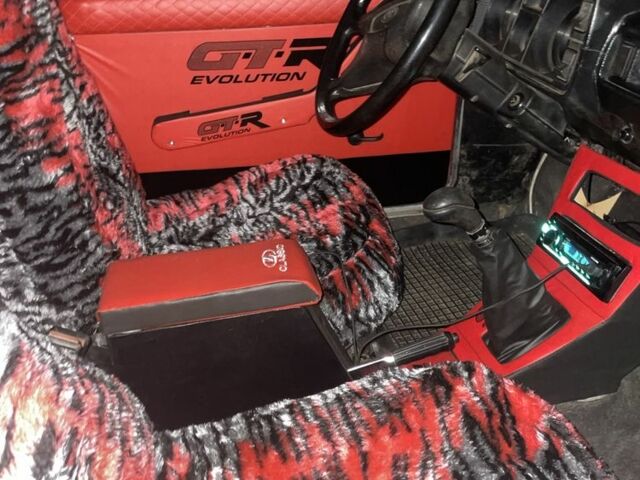Красный ВАЗ 2105, объемом двигателя 0 л и пробегом 3 тыс. км за 413 $, фото 8 на Automoto.ua