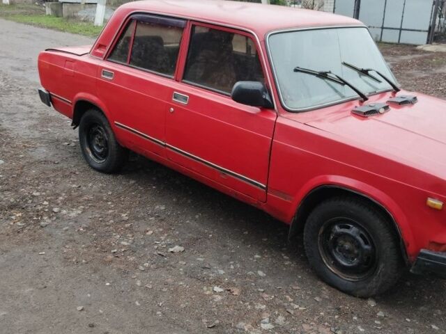 Червоний ВАЗ 2105, об'ємом двигуна 1.3 л та пробігом 90 тис. км за 391 $, фото 5 на Automoto.ua