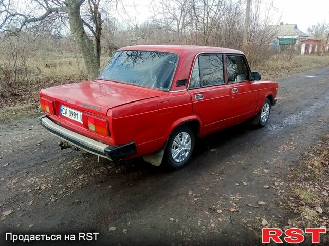 Красный ВАЗ 2105, объемом двигателя 12 л и пробегом 250 тыс. км за 850 $, фото 3 на Automoto.ua
