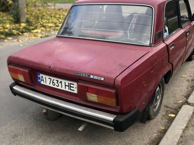 Красный ВАЗ 2105, объемом двигателя 1.3 л и пробегом 450 тыс. км за 550 $, фото 2 на Automoto.ua