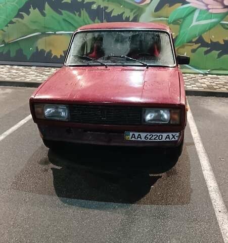 Красный ВАЗ 2105, объемом двигателя 0 л и пробегом 999 тыс. км за 800 $, фото 7 на Automoto.ua