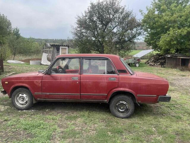 Красный ВАЗ 2105, объемом двигателя 1.5 л и пробегом 1 тыс. км за 375 $, фото 1 на Automoto.ua