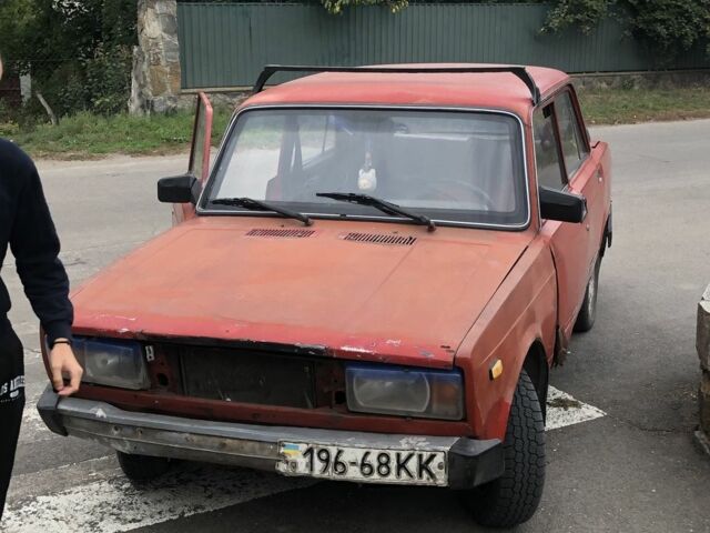 Красный ВАЗ 2105, объемом двигателя 10 л и пробегом 30 тыс. км за 171 $, фото 3 на Automoto.ua