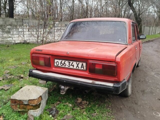 Красный ВАЗ 2105, объемом двигателя 0 л и пробегом 135 тыс. км за 403 $, фото 2 на Automoto.ua