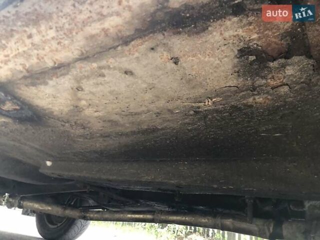 Красный ВАЗ 2105, объемом двигателя 1.3 л и пробегом 450 тыс. км за 550 $, фото 3 на Automoto.ua