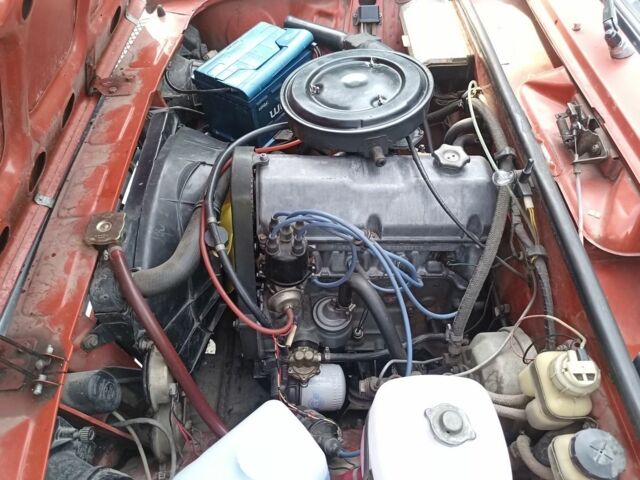 ВАЗ 2105 1984 в Ладыжин на Automoto.ua Красный ВАЗ 2105, объемом двигателя 1.3 л и пробегом 98 тыс. км за 1499 $, фото 15 на Automoto.ua