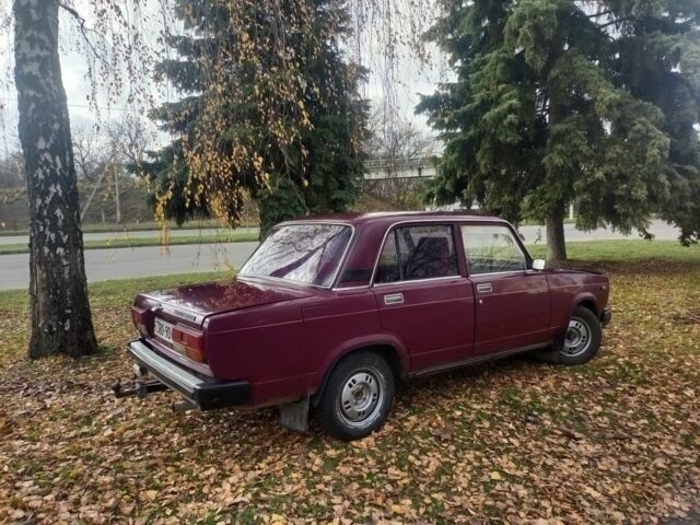 Червоний ВАЗ 2105, об'ємом двигуна 1.3 л та пробігом 100 тис. км за 750 $, фото 3 на Automoto.ua