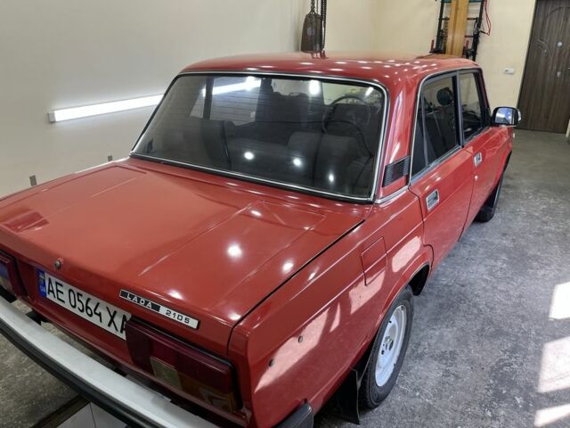 Красный ВАЗ 2105, объемом двигателя 1.2 л и пробегом 110 тыс. км за 1850 $, фото 3 на Automoto.ua
