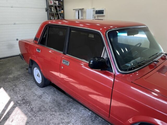 Красный ВАЗ 2105, объемом двигателя 1.2 л и пробегом 110 тыс. км за 1850 $, фото 15 на Automoto.ua