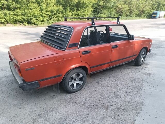 Червоний ВАЗ 2105, об'ємом двигуна 1.3 л та пробігом 95 тис. км за 1950 $, фото 5 на Automoto.ua