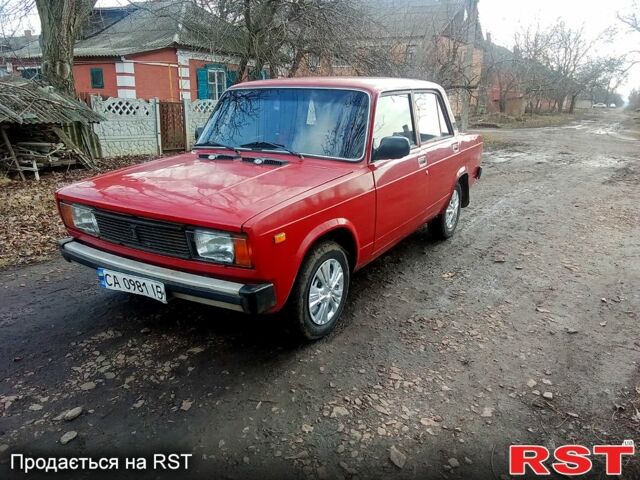Красный ВАЗ 2105, объемом двигателя 12 л и пробегом 250 тыс. км за 850 $, фото 1 на Automoto.ua