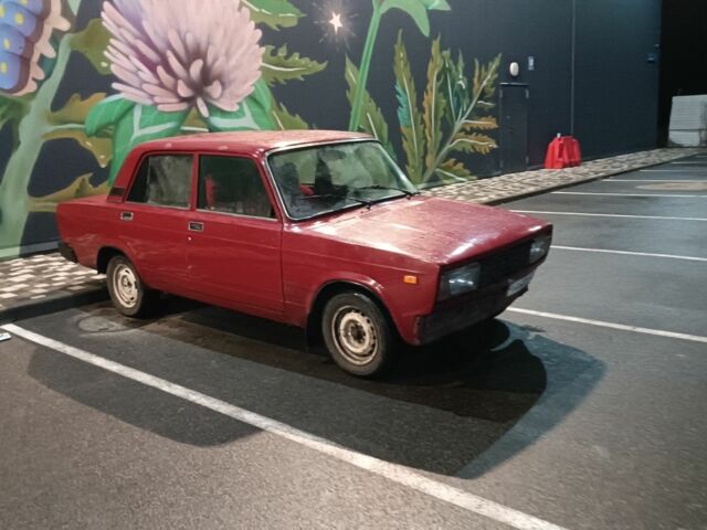 Красный ВАЗ 2105, объемом двигателя 0 л и пробегом 1000 тыс. км за 800 $, фото 5 на Automoto.ua