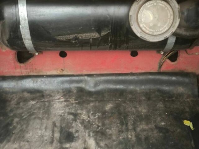 Красный ВАЗ 2105, объемом двигателя 0 л и пробегом 3 тыс. км за 596 $, фото 5 на Automoto.ua