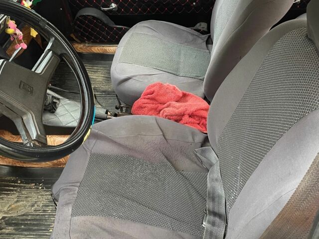 Красный ВАЗ 2105, объемом двигателя 1.5 л и пробегом 275 тыс. км за 1000 $, фото 6 на Automoto.ua