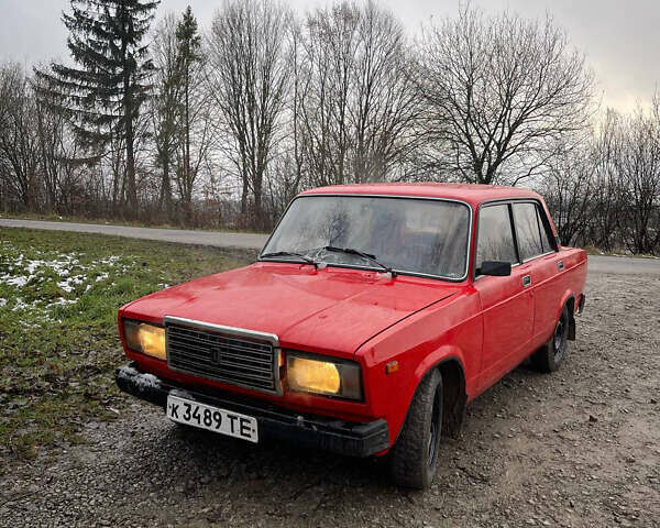 Красный ВАЗ 2105, объемом двигателя 1.5 л и пробегом 100 тыс. км за 600 $, фото 4 на Automoto.ua