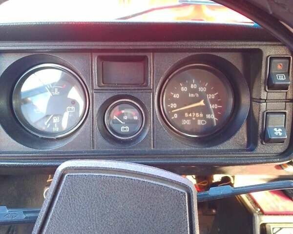 Красный ВАЗ 2105, объемом двигателя 1.3 л и пробегом 55 тыс. км за 1500 $, фото 4 на Automoto.ua