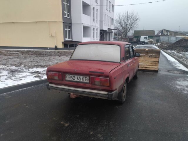 Красный ВАЗ 2105, объемом двигателя 1.5 л и пробегом 50 тыс. км за 381 $, фото 5 на Automoto.ua