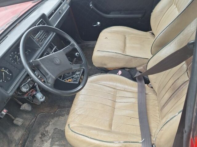 Червоний ВАЗ 2105, об'ємом двигуна 1.2 л та пробігом 80 тис. км за 600 $, фото 3 на Automoto.ua