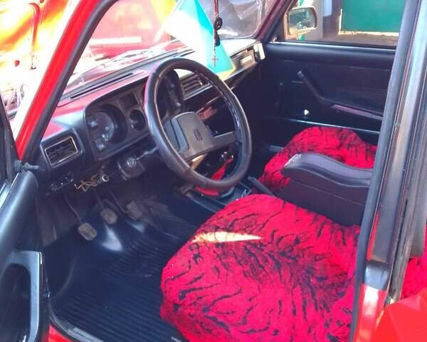 Красный ВАЗ 2105, объемом двигателя 1.3 л и пробегом 55 тыс. км за 1500 $, фото 11 на Automoto.ua