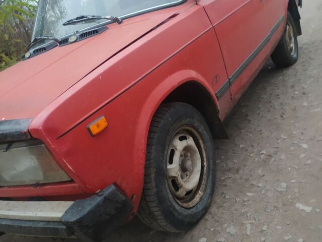 Красный ВАЗ 2105, объемом двигателя 1.3 л и пробегом 678 тыс. км за 350 $, фото 1 на Automoto.ua