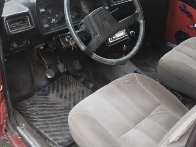 Червоний ВАЗ 2105, об'ємом двигуна 0 л та пробігом 97 тис. км за 361 $, фото 3 на Automoto.ua