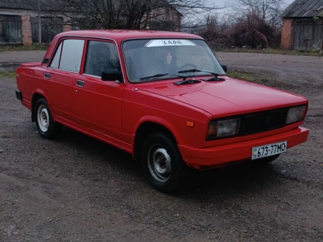 Красный ВАЗ 2105, объемом двигателя 1.5 л и пробегом 90 тыс. км за 780 $, фото 1 на Automoto.ua