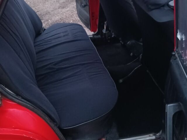 Красный ВАЗ 2105, объемом двигателя 1.5 л и пробегом 90 тыс. км за 780 $, фото 5 на Automoto.ua