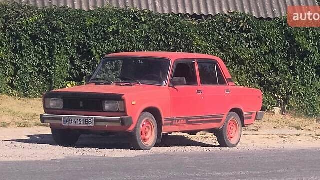 Красный ВАЗ 2105, объемом двигателя 1.2 л и пробегом 27 тыс. км за 900 $, фото 5 на Automoto.ua