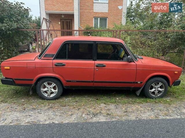 Красный ВАЗ 2105, объемом двигателя 1.5 л и пробегом 20 тыс. км за 1300 $, фото 1 на Automoto.ua