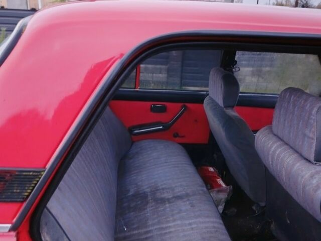 Красный ВАЗ 2105, объемом двигателя 0 л и пробегом 80 тыс. км за 311 $, фото 7 на Automoto.ua
