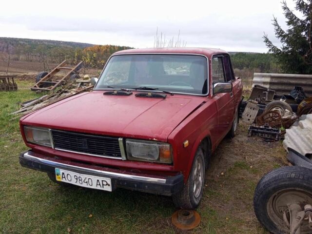 Красный ВАЗ 2105, объемом двигателя 0 л и пробегом 600 тыс. км за 500 $, фото 1 на Automoto.ua