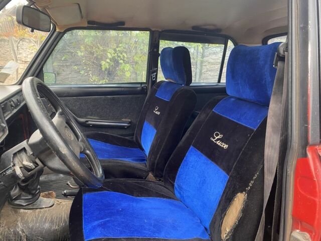 Красный ВАЗ 2105, объемом двигателя 1.3 л и пробегом 777 тыс. км за 525 $, фото 3 на Automoto.ua