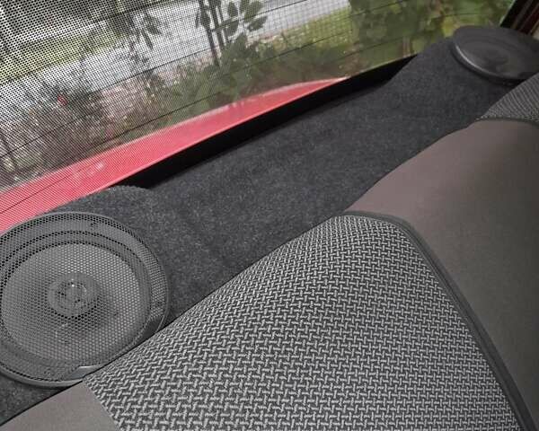 Красный ВАЗ 2105, объемом двигателя 1.5 л и пробегом 20 тыс. км за 1300 $, фото 8 на Automoto.ua