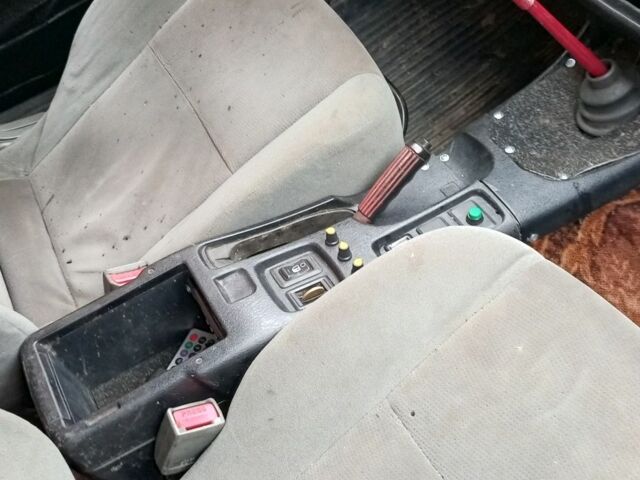 Червоний ВАЗ 2105, об'ємом двигуна 1.3 л та пробігом 5 тис. км за 381 $, фото 4 на Automoto.ua