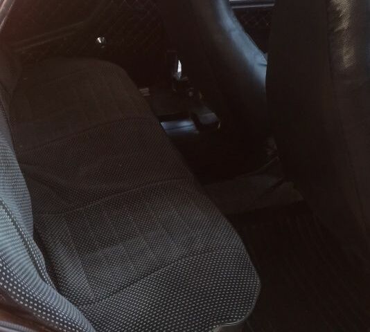 Красный ВАЗ 2105, объемом двигателя 0 л и пробегом 130 тыс. км за 410 $, фото 3 на Automoto.ua