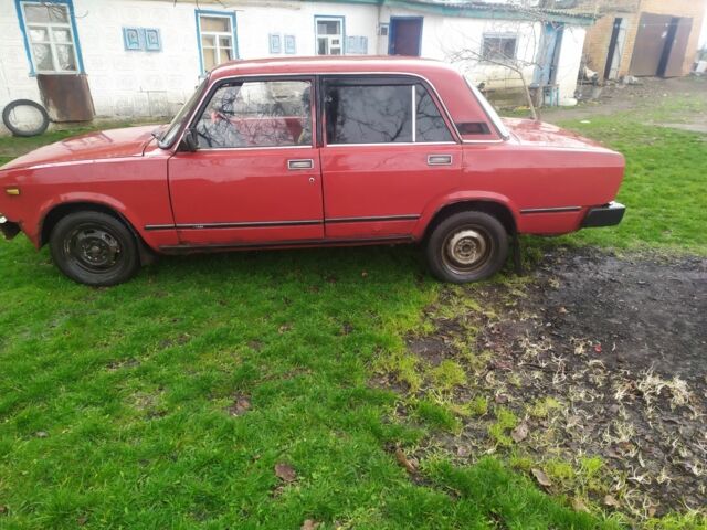 Красный ВАЗ 2105, объемом двигателя 3 л и пробегом 1 тыс. км за 450 $, фото 2 на Automoto.ua