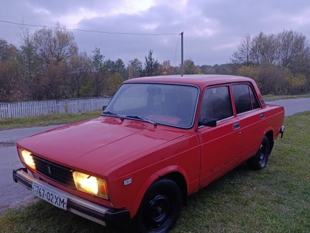Красный ВАЗ 2105, объемом двигателя 0 л и пробегом 80 тыс. км за 311 $, фото 4 на Automoto.ua