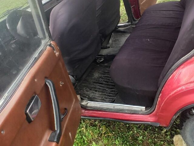 Красный ВАЗ 2105, объемом двигателя 0 л и пробегом 403 тыс. км за 550 $, фото 5 на Automoto.ua