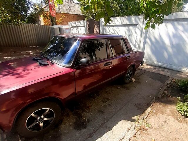 Красный ВАЗ 2105, объемом двигателя 1.3 л и пробегом 47 тыс. км за 1100 $, фото 6 на Automoto.ua