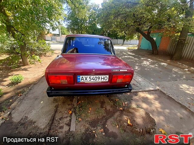 Красный ВАЗ 2105, объемом двигателя 1.3 л и пробегом 47 тыс. км за 1100 $, фото 5 на Automoto.ua