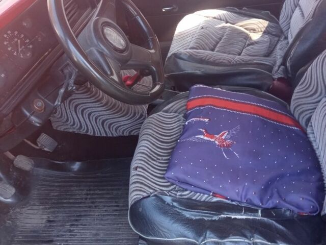 Червоний ВАЗ 2105, об'ємом двигуна 0 л та пробігом 80 тис. км за 600 $, фото 3 на Automoto.ua