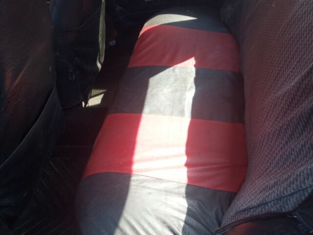 Червоний ВАЗ 2105, об'ємом двигуна 0 л та пробігом 80 тис. км за 600 $, фото 4 на Automoto.ua