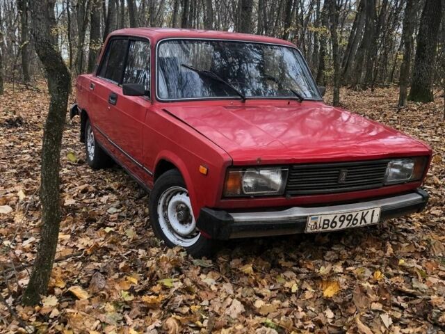 Красный ВАЗ 2105, объемом двигателя 1.5 л и пробегом 120 тыс. км за 332 $, фото 9 на Automoto.ua
